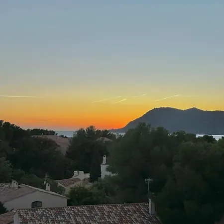 Dernier Etage Vue Clim Et Wifi * Saint-Mandrier-sur-Mer